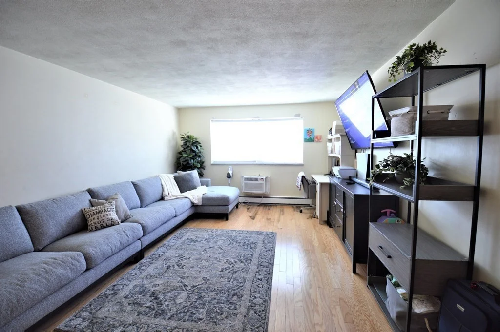 2 bed, 1 bath apartment for rent at 5050 Washington St Unit 450, Boston — photo 1 of 20