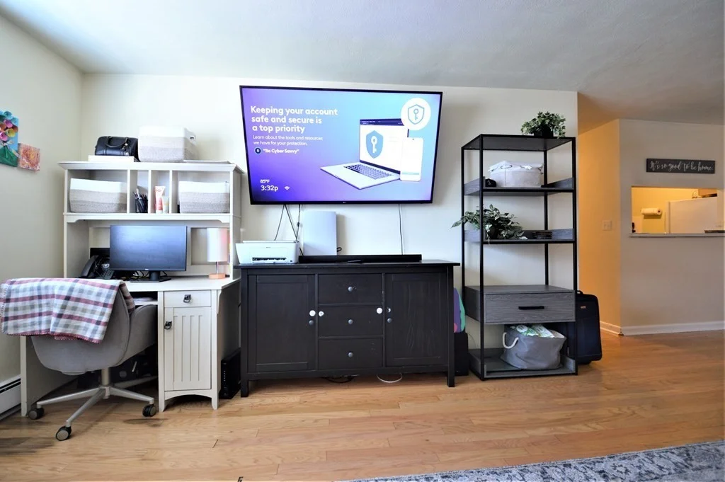 2 bed, 1 bath apartment for rent at 5050 Washington St Unit 450, Boston — photo 4 of 20