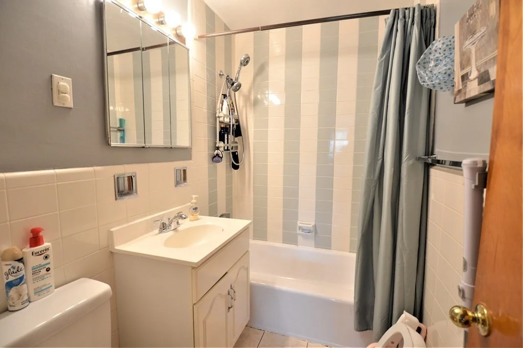2 bed, 1 bath apartment for rent at 5050 Washington St Unit 450, Boston — photo 13 of 20