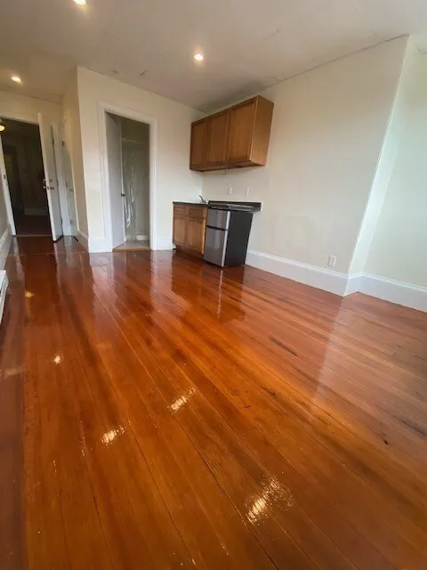 Studio bed, 1 bath apartment for rent at 506 Beacon St Unit 13, Back Bay