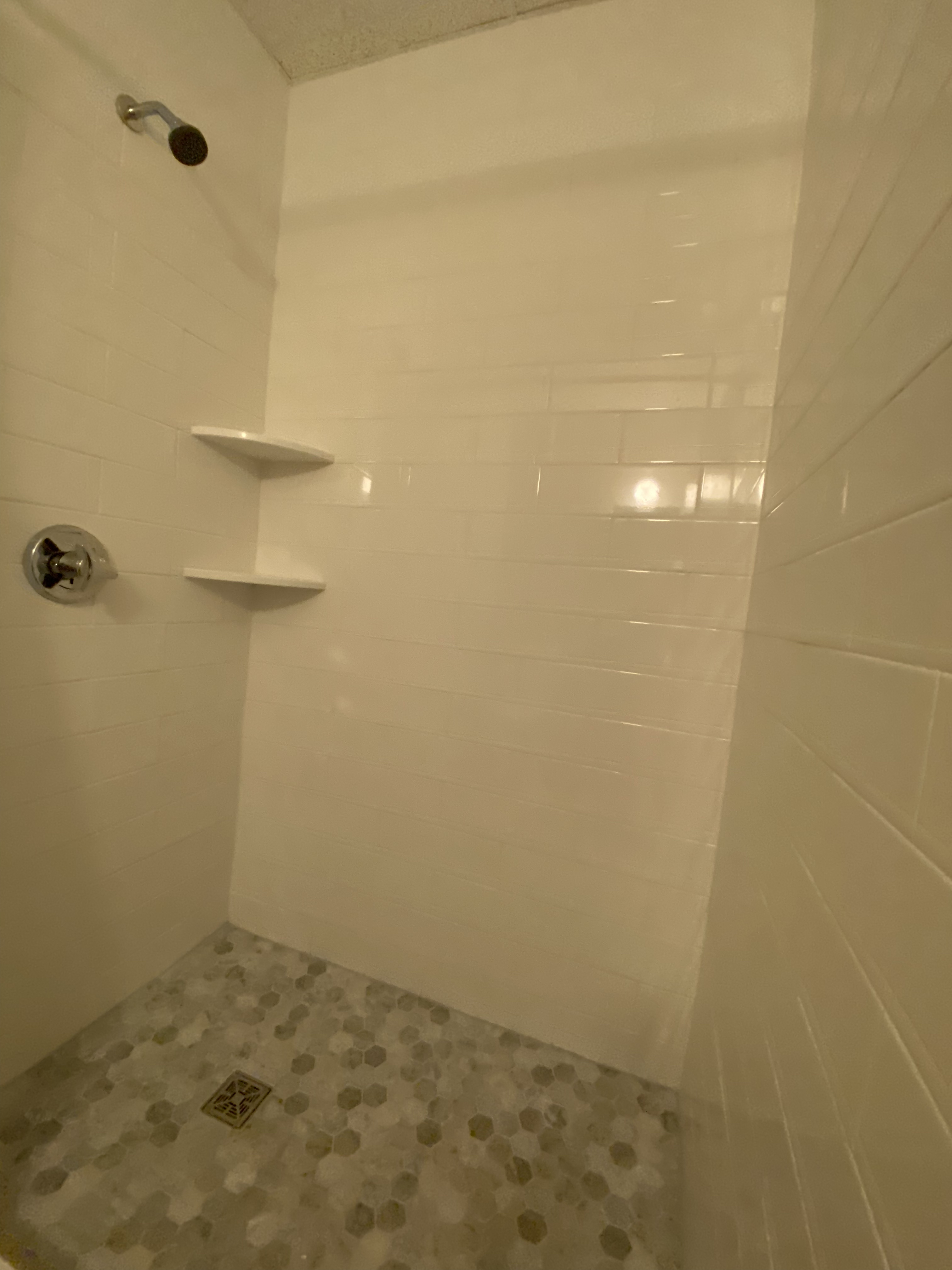 Studio bed, 1 bath apartment for rent at 506 Beacon St Unit 2, Back Bay — photo 6 of 10