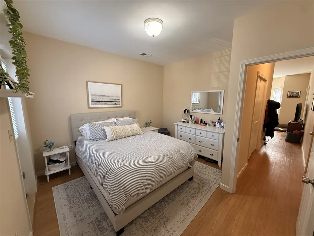 1 bed, 1 bath apartment for rent at 506 E 8th St Unit 2, South Boston — photo 6 of 6