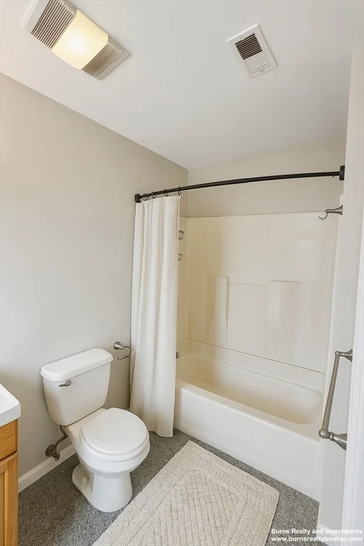 1 bed, 1 bath apartment for rent at 506 E 8th St Unit 3, South Boston — photo 6 of 9