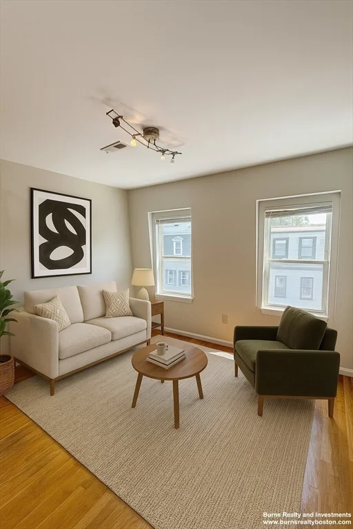 1 bed, 1 bath apartment for rent at 506 E 8th St Unit 3, South Boston — photo 4 of 9