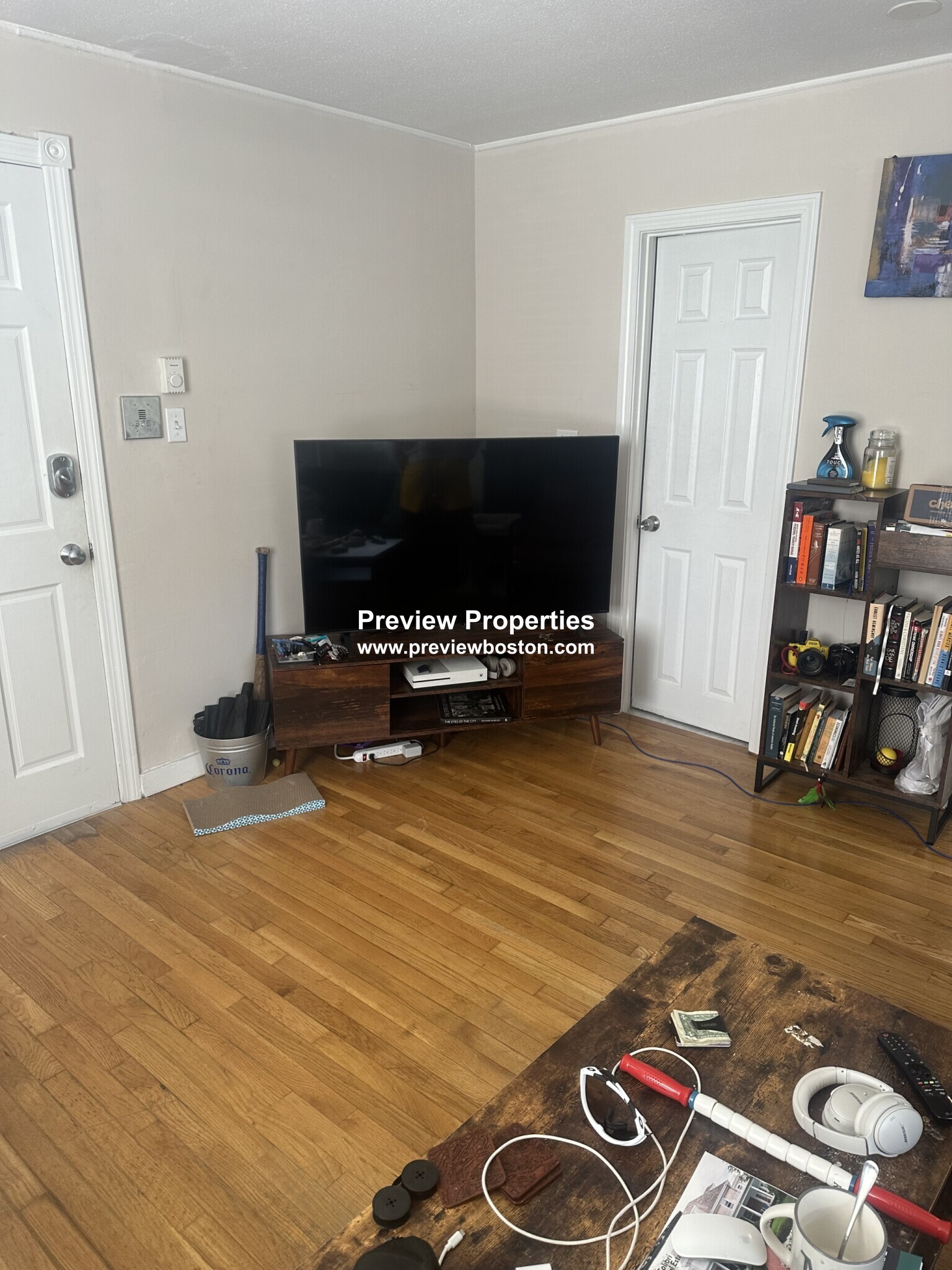 1 bed, 1 bath apartment for rent at 506 East Broadway Unit 1P, South Boston — photo 2 of 10