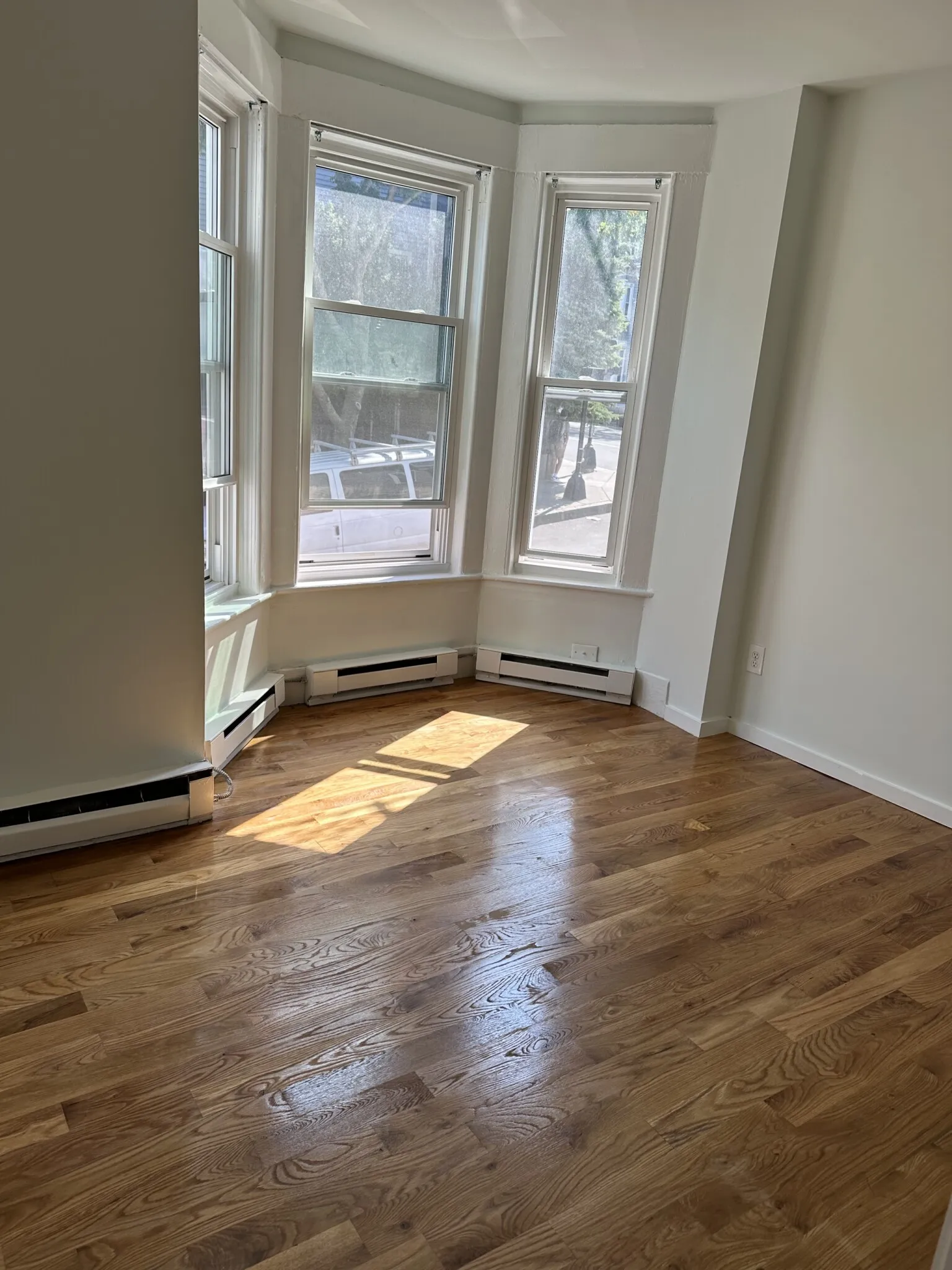 2 bed, 1 bath apartment for rent at 506 East Broadway Unit 2, South Boston — photo 12 of 13