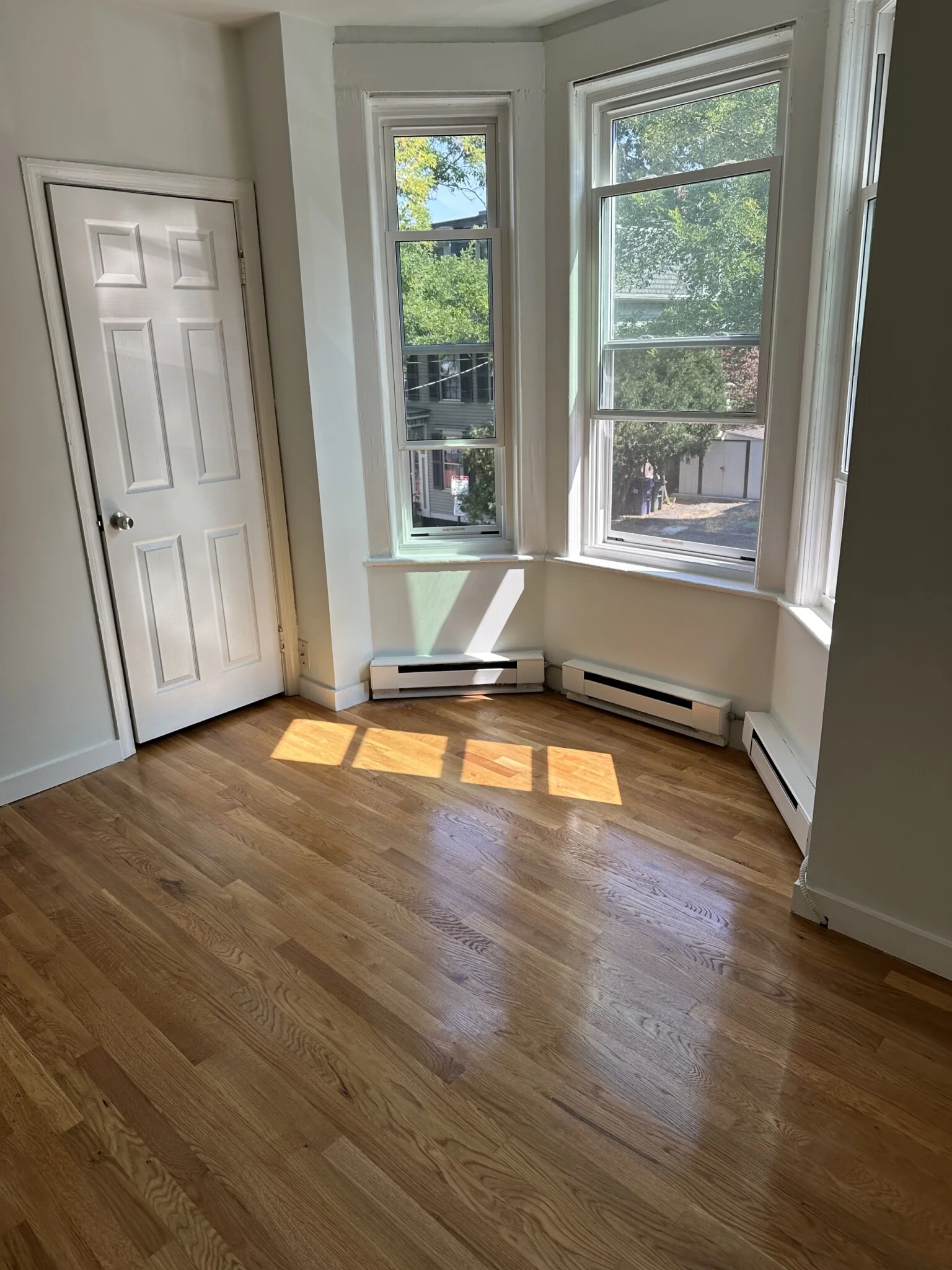 2 bed, 1 bath apartment for rent at 506 East Broadway Unit 4, South Boston — photo 7 of 13