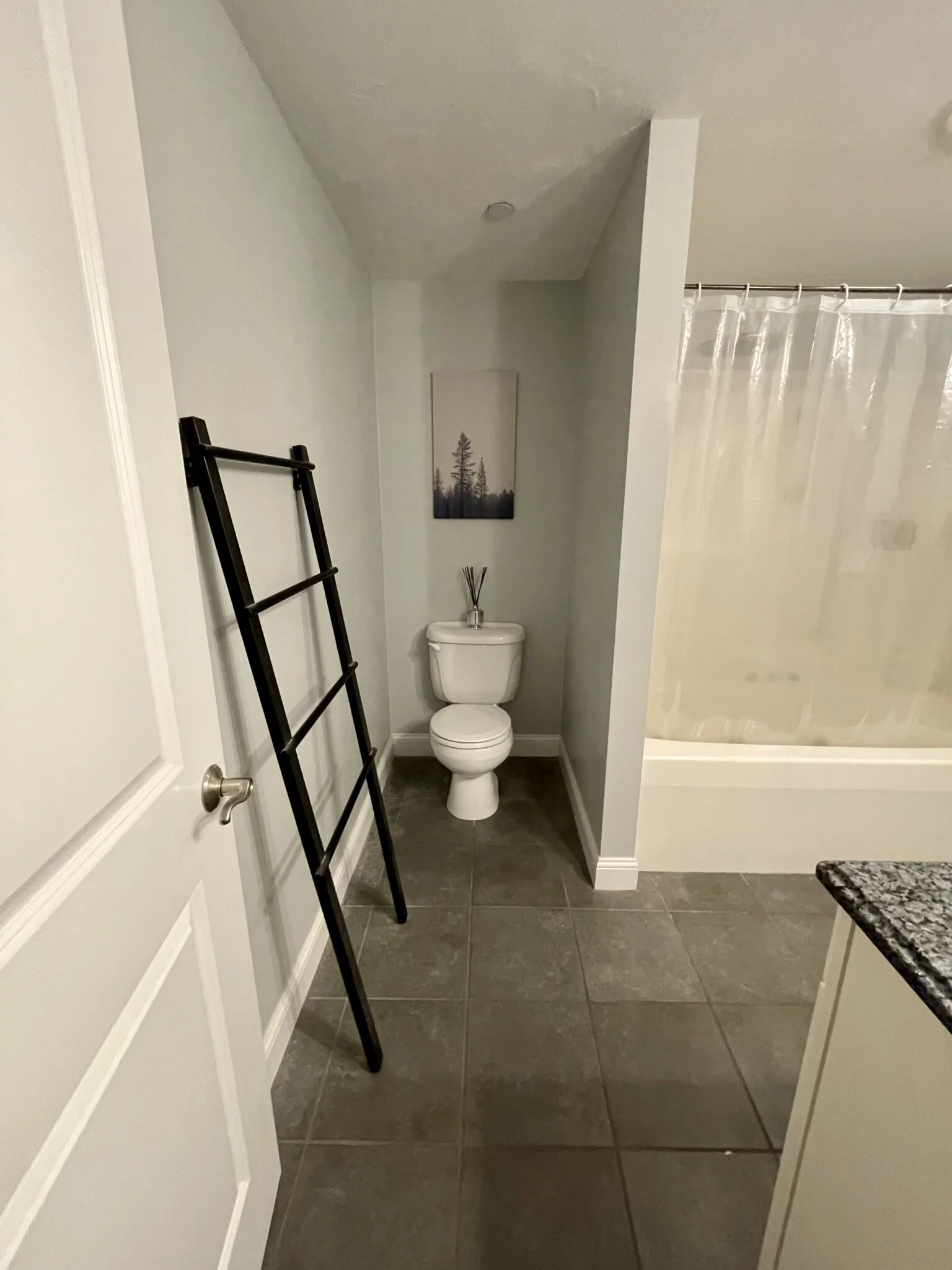 3 bed, 3 bath apartment for rent at 506 Sea St Unit 506, Quincy — photo 7 of 19