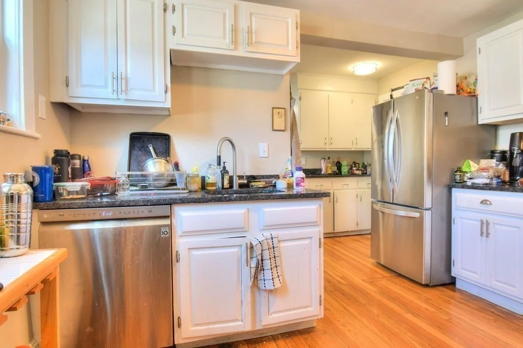 3 bed, 1 bath apartment for rent at 506 Washington St Unit A, Boston — photo 9 of 15