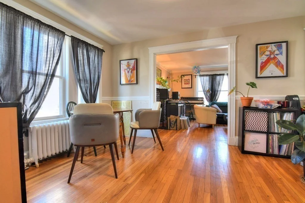 3 bed, 1 bath apartment for rent at 506 Washington St Unit A, Boston — photo 5 of 15