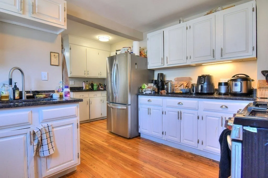 3 bed, 1 bath apartment for rent at 506 Washington St Unit A, Boston — photo 8 of 15