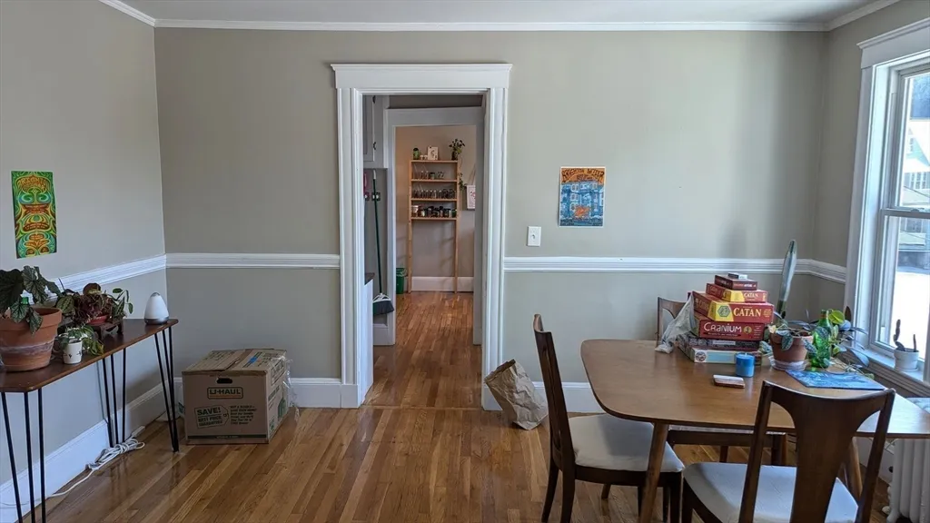 3 bed, 1 bath apartment for rent at 506 Washington St Unit B, Brighton — photo 8 of 13