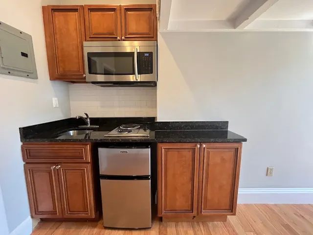 Studio bed, 1 bath apartment for rent at 507 Beacon St Unit 6, Back Bay — photo 2 of 7