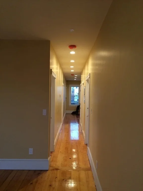 3 bed, 1 bath apartment for rent at 507 E 3rd St Unit 3, South Boston — photo 8 of 18