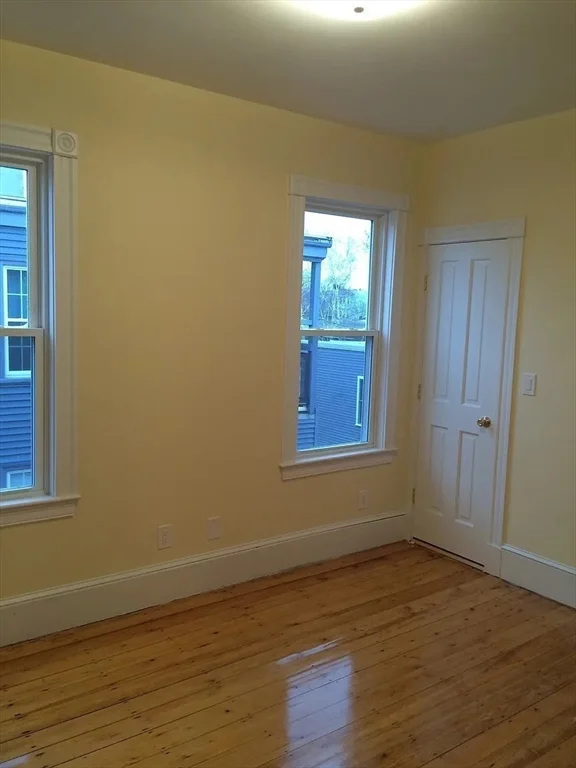 3 bed, 1 bath apartment for rent at 507 E 3rd St Unit 3, South Boston — photo 15 of 18
