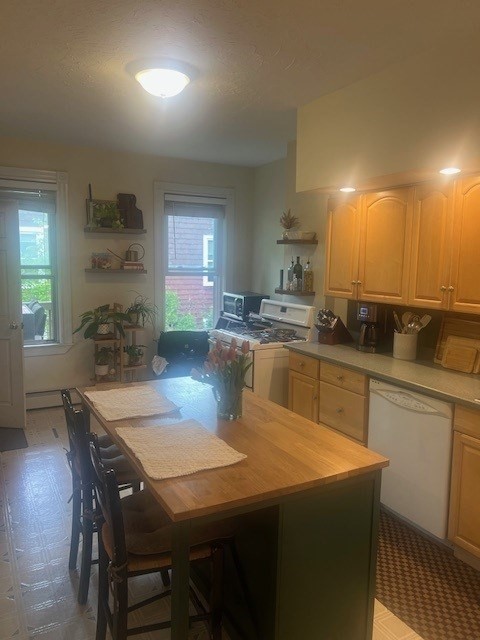 2 bed, 1 bath apartment for rent at 507 E 3rd Unit 2, South Boston — photo 11 of 13