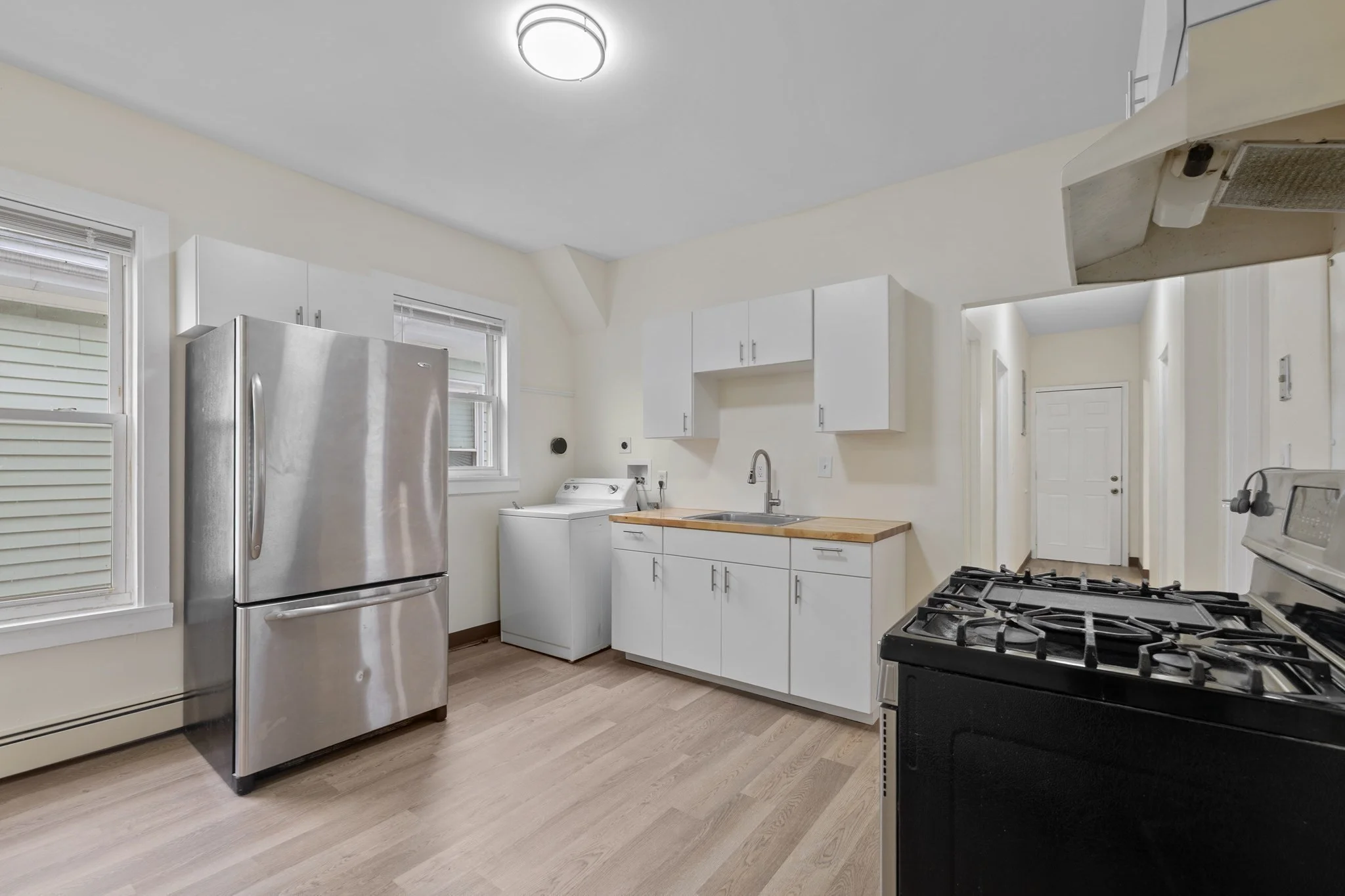 3 bed, 1 bath apartment for rent at 507 Geneva Ave Unit 3, Dorchester — photo 2 of 22