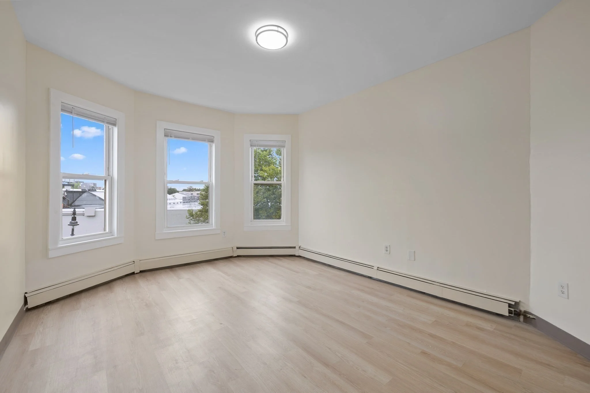 3 bed, 1 bath apartment for rent at 507 Geneva Ave Unit 3, Dorchester — photo 9 of 22