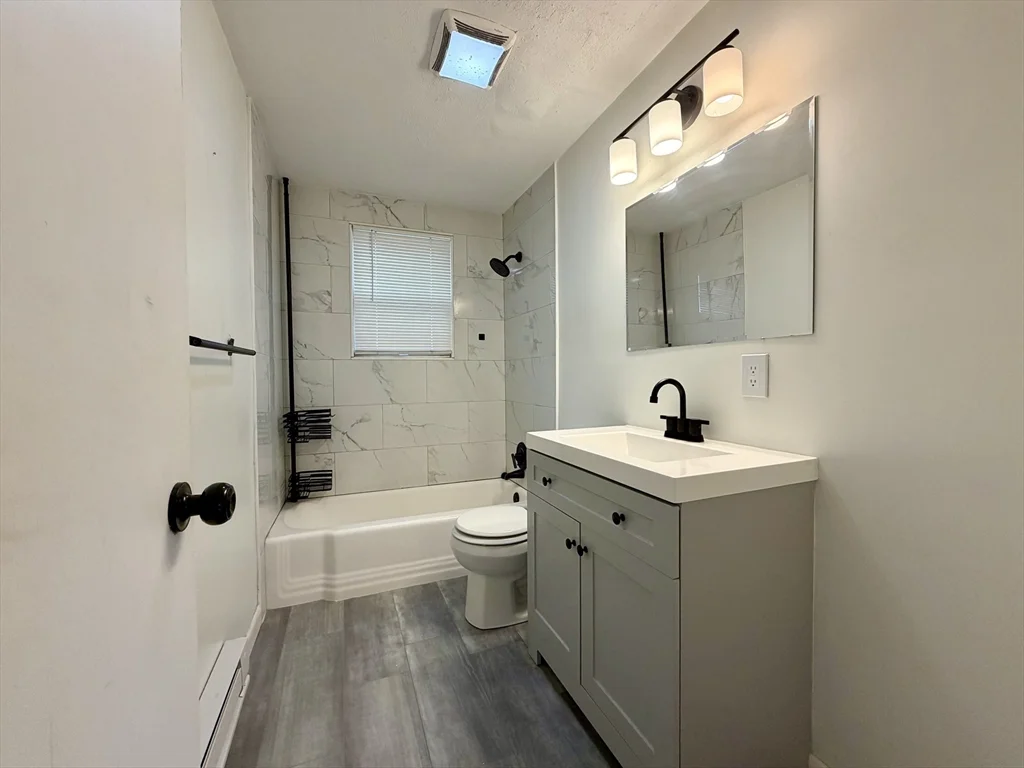 2 bed, 1 bath apartment for rent at 507 Main St Unit 2, Walpole — photo 13 of 16