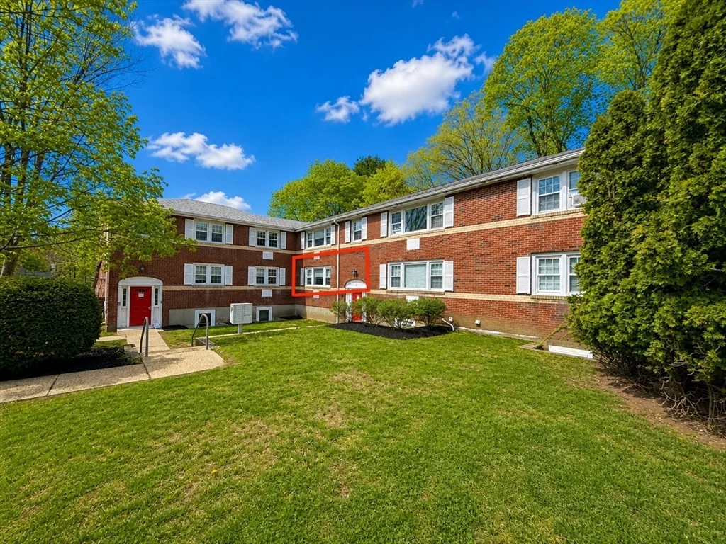2 bed, 1 bath apartment for rent at 507 Main St Unit 2, Walpole — photo 15 of 16