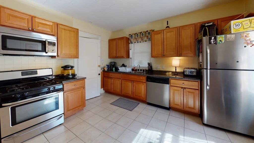 2 bed, 1 bath apartment for rent at 5078-508 Washington St Unit 5078, Boston — photo 2 of 12