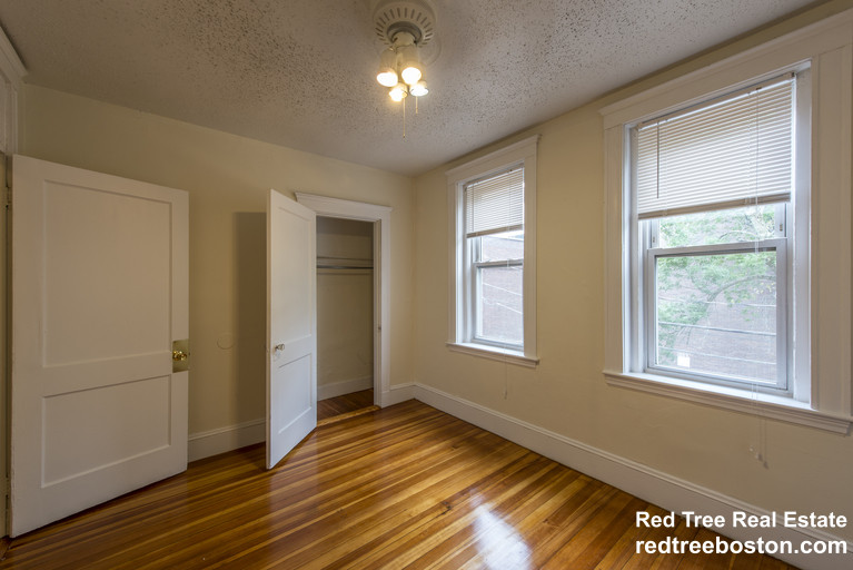 2 bed, 1 bath apartment for rent at 508 Cambridge St Unit 1, Allston