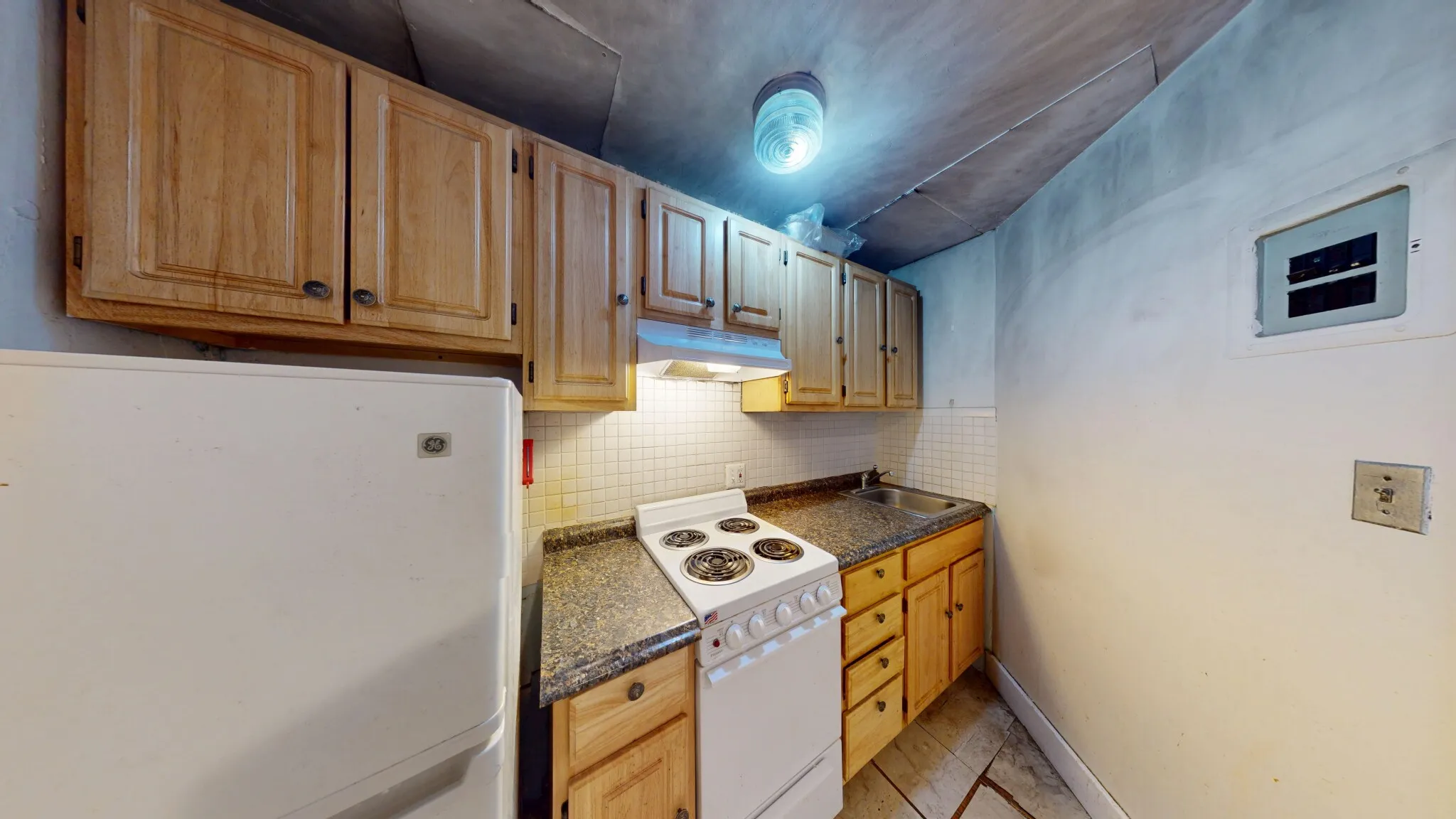 1 bed, 1 bath apartment for rent at 509 Beacon St Unit 2, Back Bay — photo 3 of 10