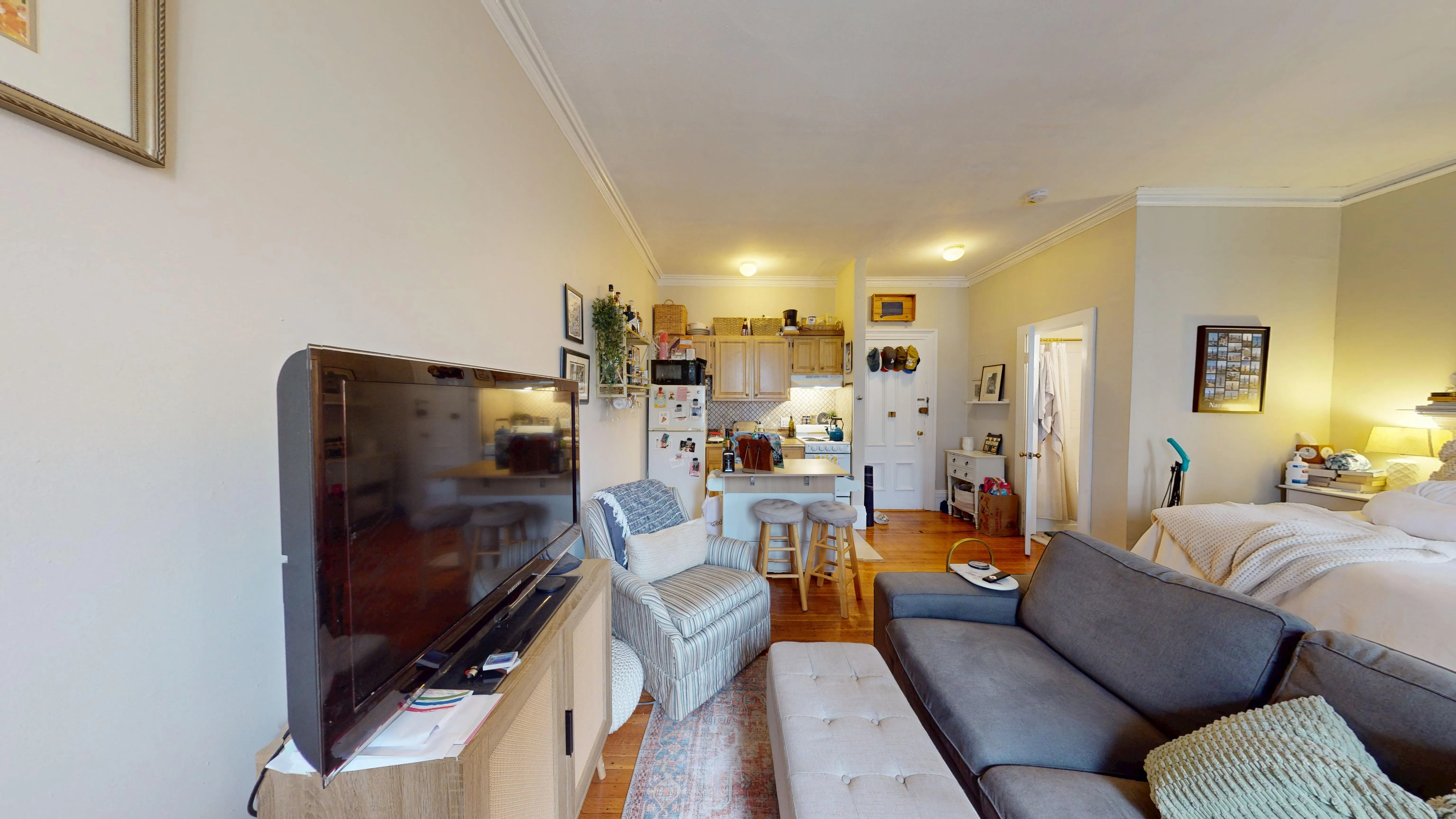 Studio bed, 1 bath apartment for rent at 509 Beacon St Unit 5, Back Bay — photo 4 of 10