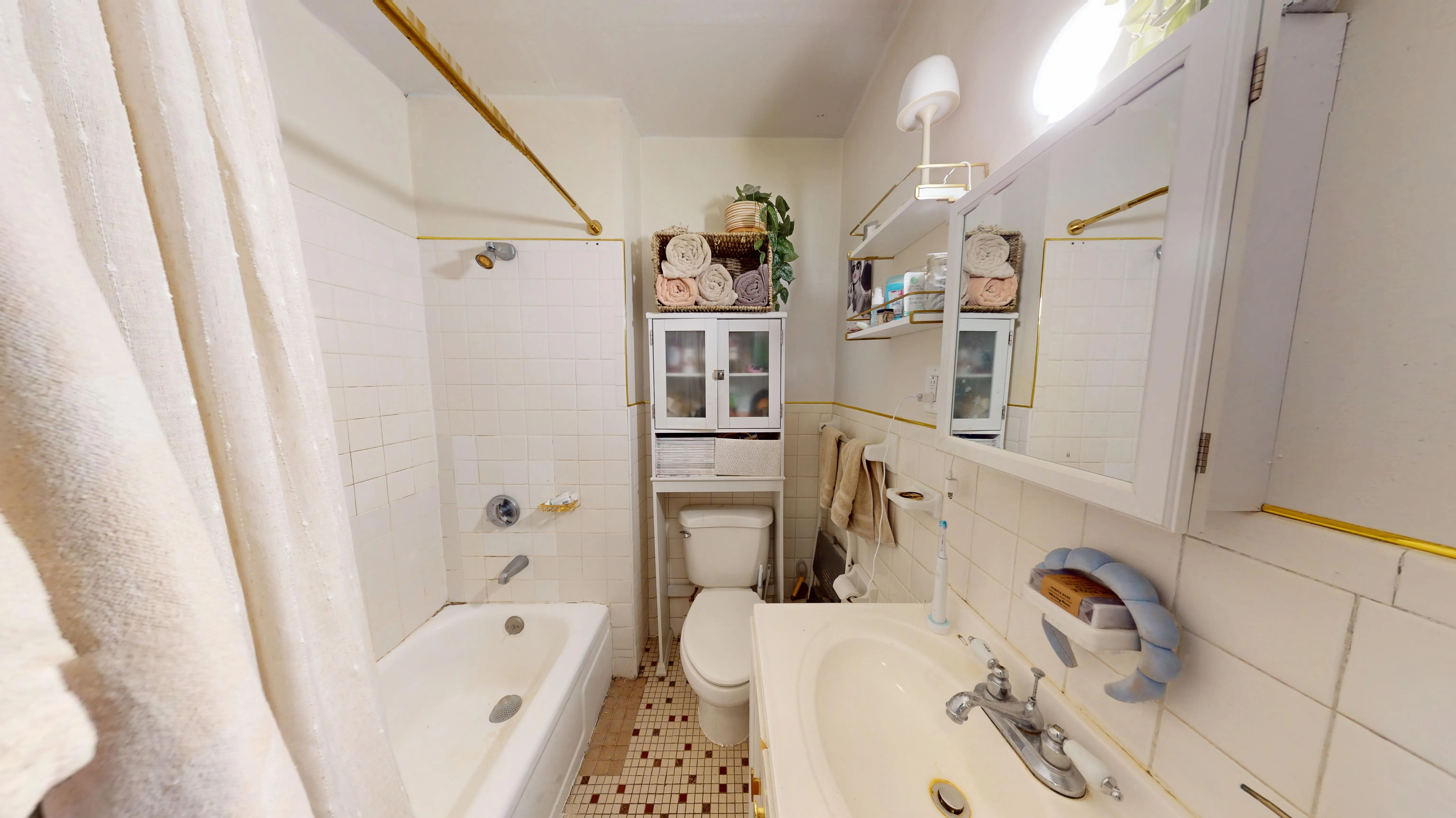 Studio bed, 1 bath apartment for rent at 509 Beacon St Unit 5, Back Bay — photo 7 of 10
