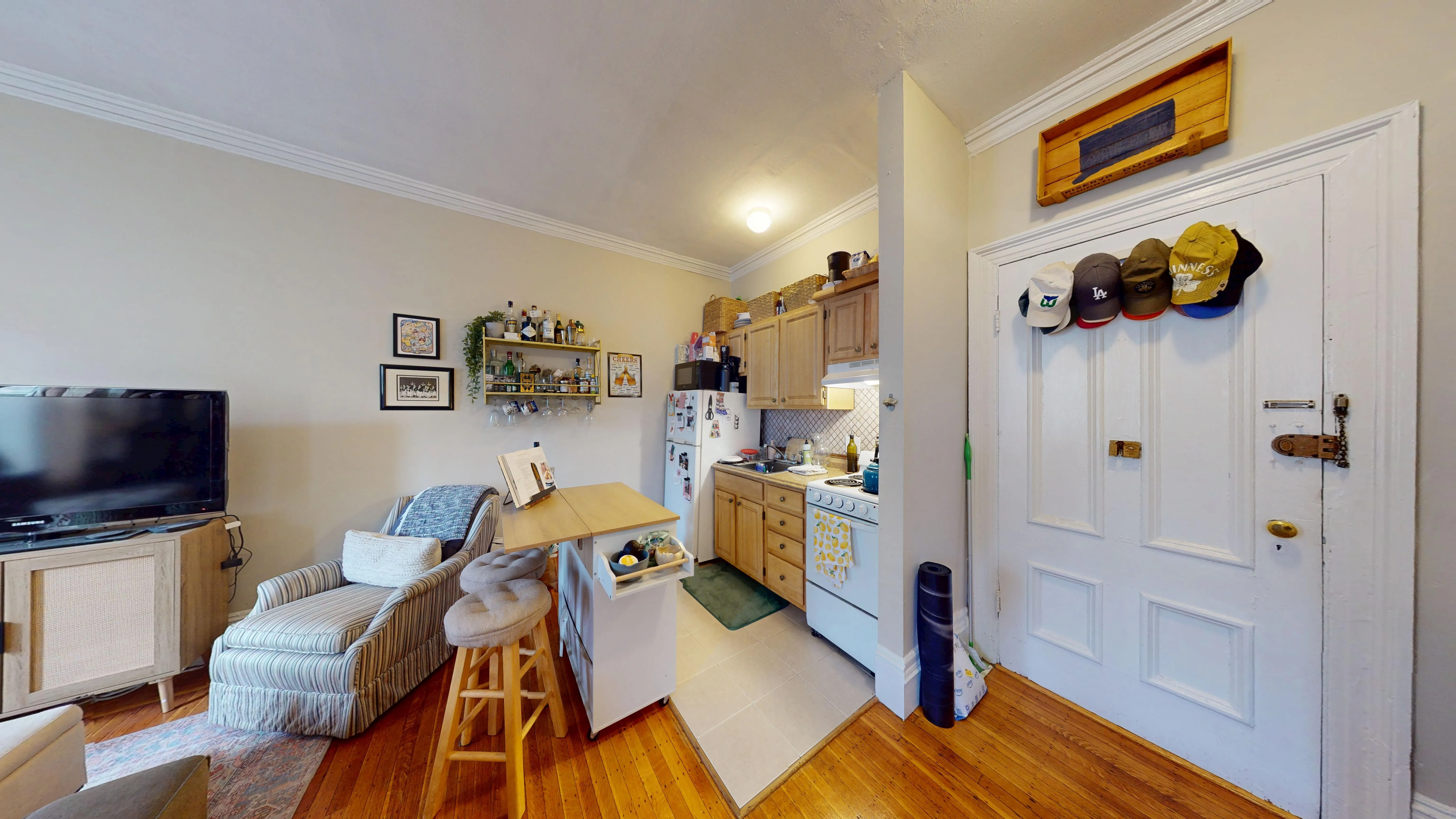 Studio bed, 1 bath apartment for rent at 509 Beacon St Unit 5, Back Bay