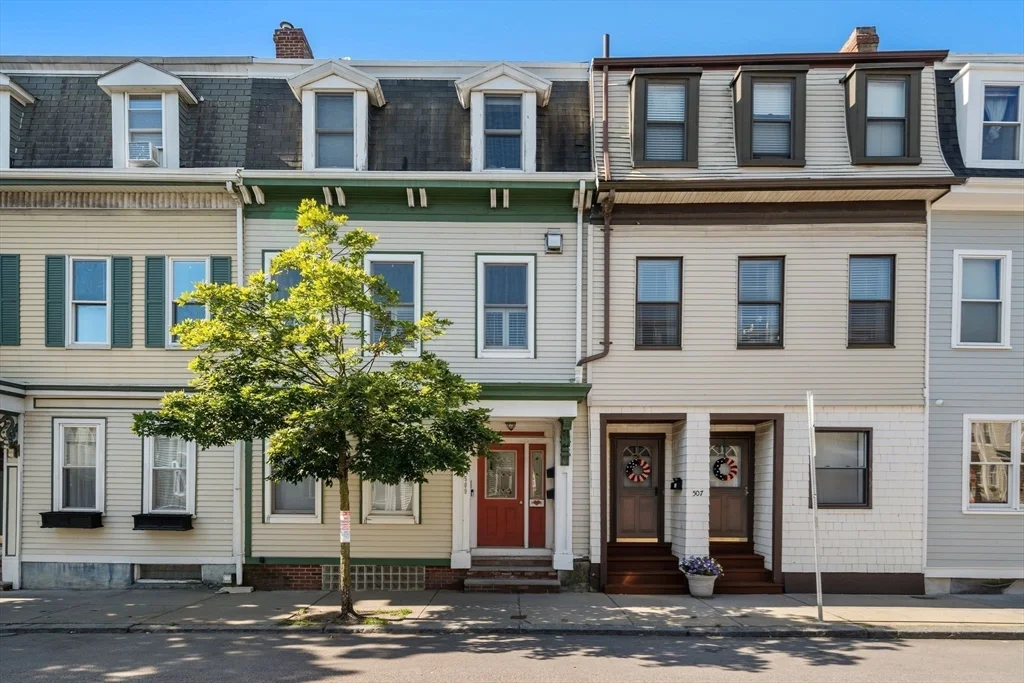 2 bed, 1 bath apartment for rent at 509 E 8th St Unit 1, South Boston — photo 23 of 23