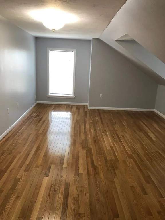 2 bed, 1 bath apartment for rent at 509 E Broadway Unit 3, South Boston — photo 14 of 15
