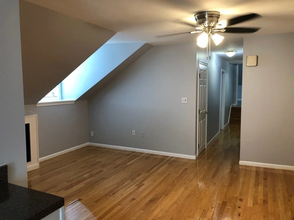 2 bed, 1 bath apartment for rent at 509 E Broadway Unit 3, South Boston — photo 6 of 15
