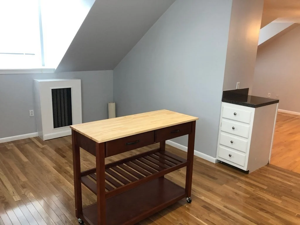 2 bed, 1 bath apartment for rent at 509 E Broadway Unit 3, South Boston — photo 3 of 15