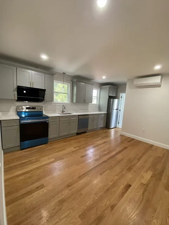 2 bed, 2 bath apartment for rent at 51-53 Chubbuck St Unit 2L, Quincy