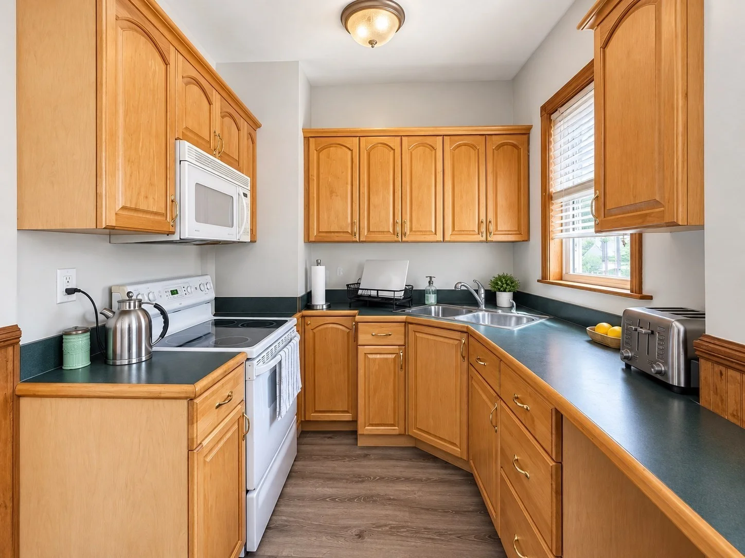3 bed, 1 bath apartment for rent at 51-53 Marblehead Unit 51, North Andover — photo 10 of 17