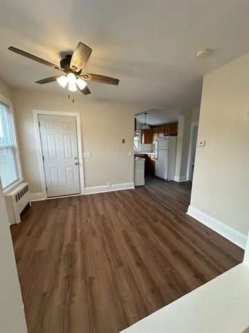 2 bed, 1 bath apartment for rent at 51-55 Irving St Unit 1, Bellingham — photo 5 of 17