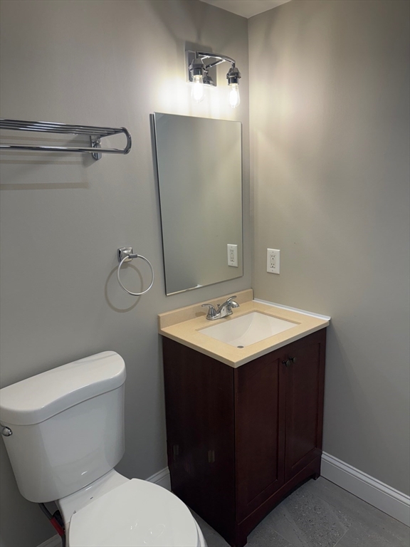 3 bed, 2 bath apartment for rent at 51-A Cedar St, Downtown — photo 20 of 31