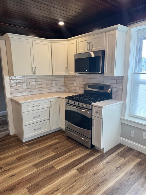 3 bed, 2 bath apartment for rent at 51-A Cedar St, Downtown — photo 13 of 31
