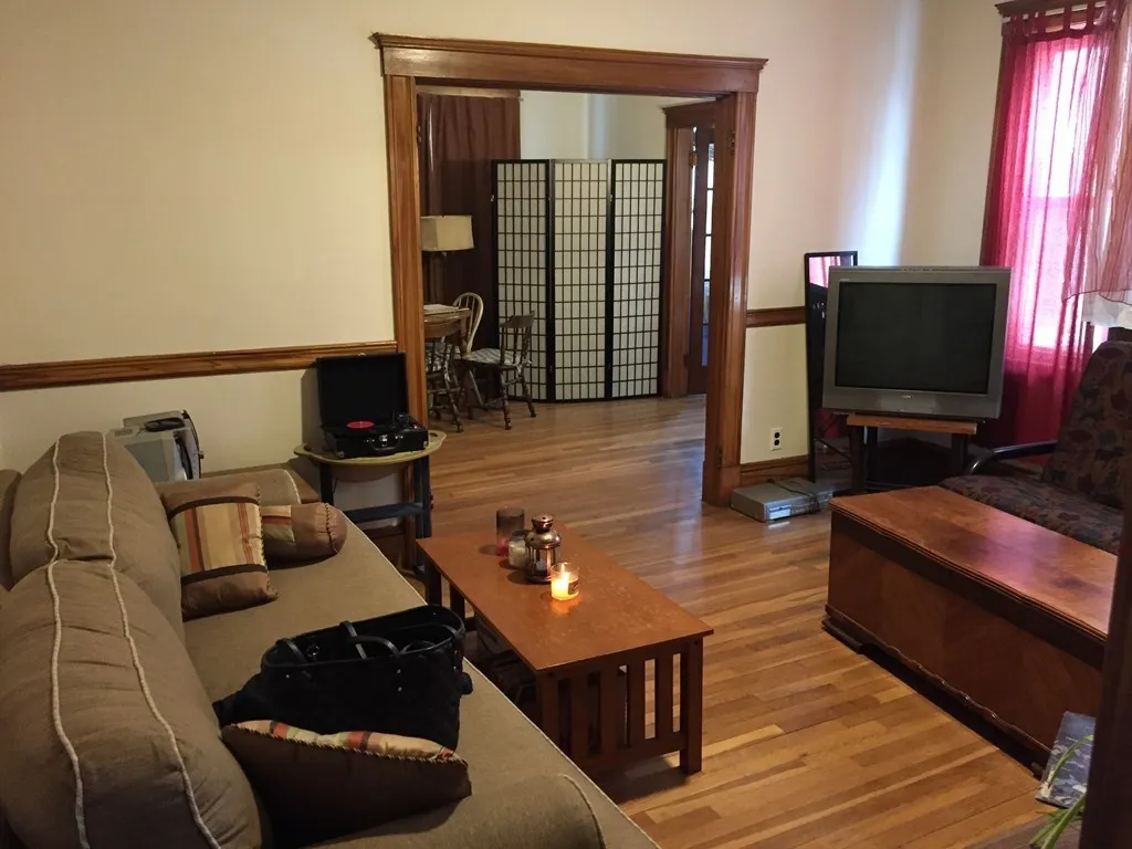 2 bed, 1 bath apartment for rent at 51 Adams St Unit 1, Medford — photo 4 of 11
