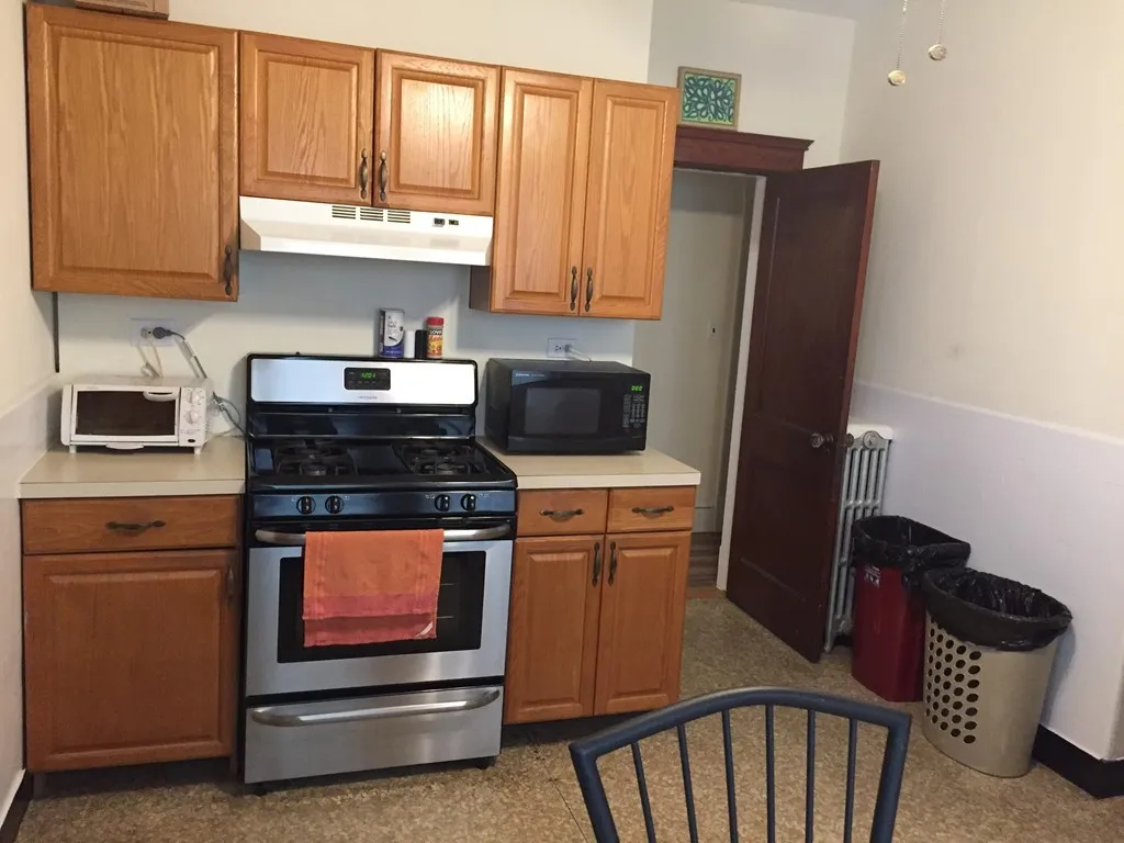 2 bed, 1 bath apartment for rent at 51 Adams St Unit 1, Medford — photo 2 of 11