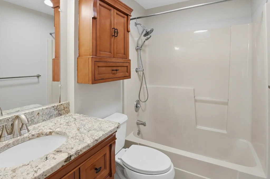 2 bed, 1 bath apartment for rent at 51 Alvarado Ave Unit 204, Worcester — photo 6 of 16
