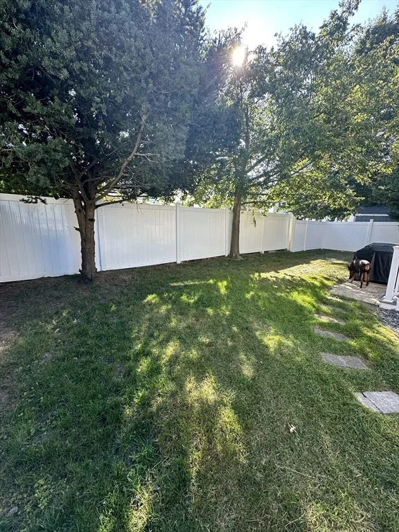 2 bed, 1 bath apartment for rent at 51 Avalon Ave Unit 51, Quincy — photo 18 of 20