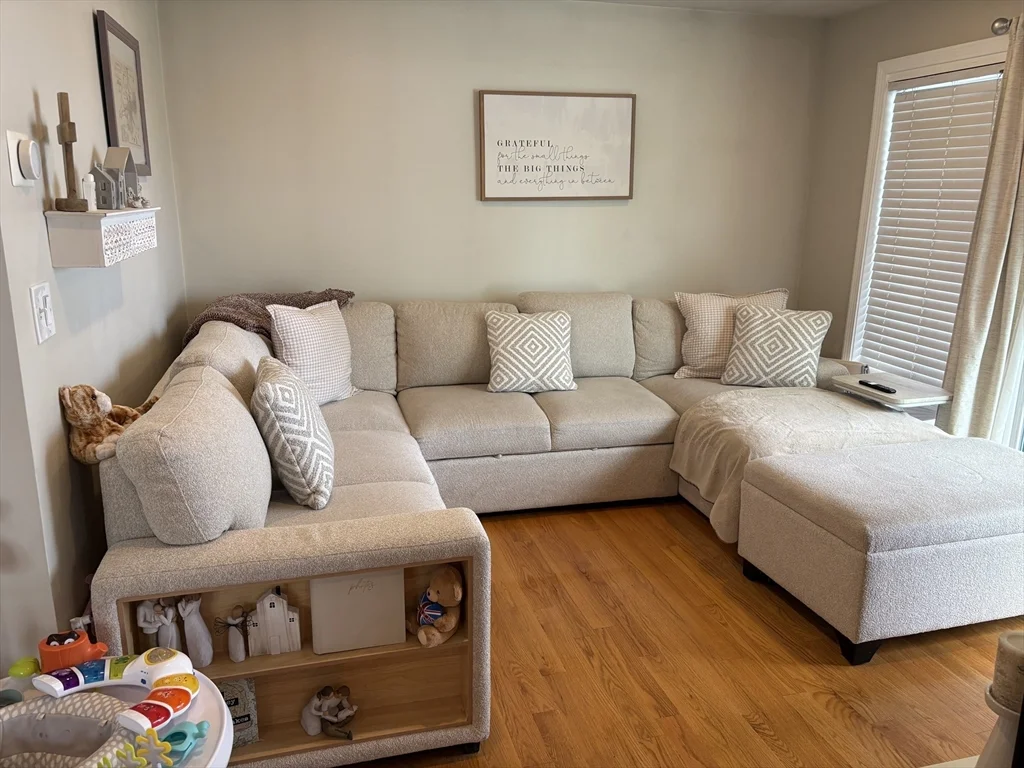 2 bed, 1 bath apartment for rent at 51 Avalon Ave Unit 51, Quincy — photo 4 of 20
