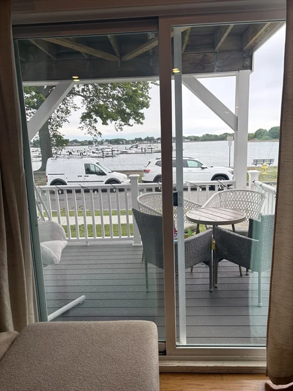 2 bed, 1 bath apartment for rent at 51 Avalon Ave Unit 51, Quincy — photo 3 of 20