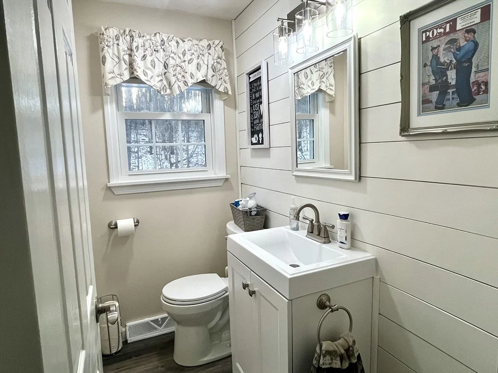 2 bed, 1 bath apartment for rent at 51 Benjamin Landing Ln Unit 51, Franklin — photo 11 of 24