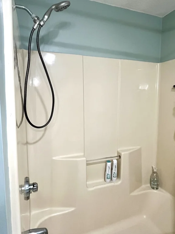 2 bed, 1 bath apartment for rent at 51 Benjamin Landing Ln Unit 51, Franklin — photo 15 of 24