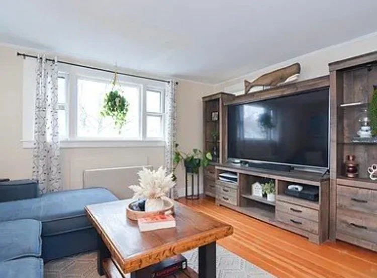 2 bed, 1 bath apartment for rent at 51 Blossom St Unit 2, Nashua — photo 4 of 8