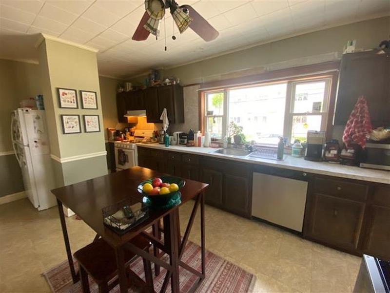 2 bed, 1 bath apartment for rent at 51 Bowen Ave Unit 1, South Medford — photo 5 of 8