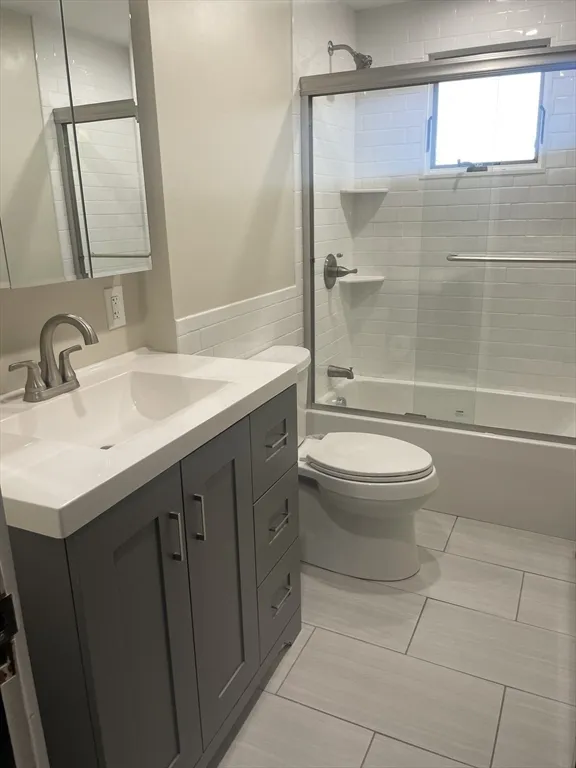 3 bed, 1 bath apartment for rent at 51 Breck Ave Unit 51, Brighton — photo 9 of 21
